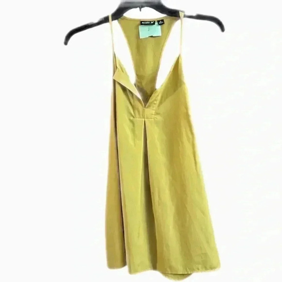 Allen B. By Allen Schwartz Tops - Allen B top size medium